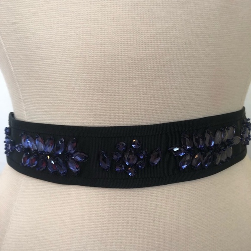 Anthropologie Black belt w/purple rhinestones & beads & snap button Size Small